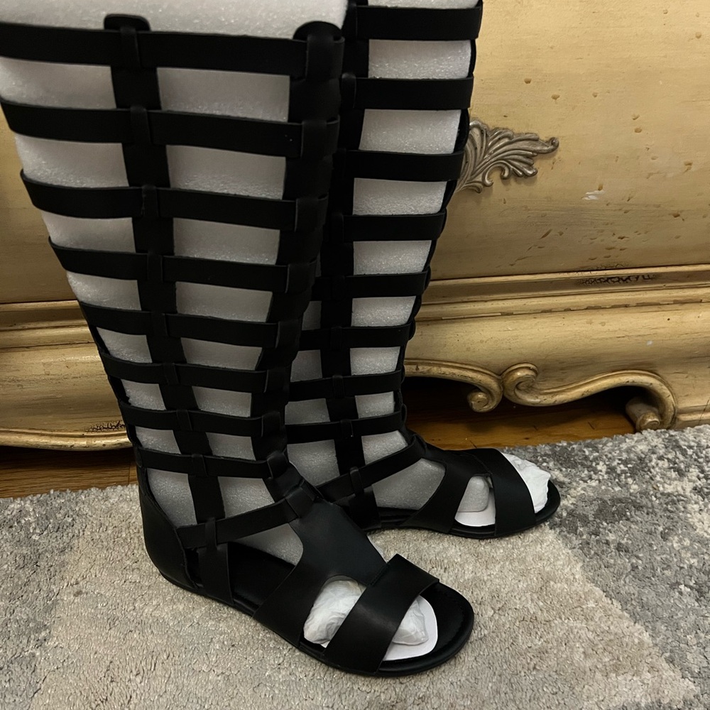 Mia Shoes Black Gladiator Sandals